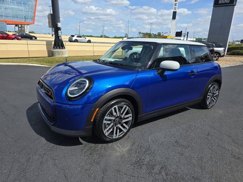 New 2025 MINI Cooper S image 7