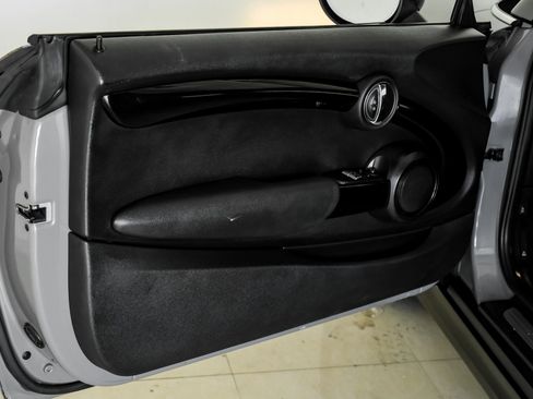 Used 2017 MINI Cooper S FWD image 26