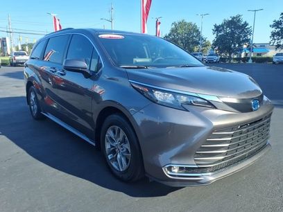 Used 2024 Toyota Sienna XLE