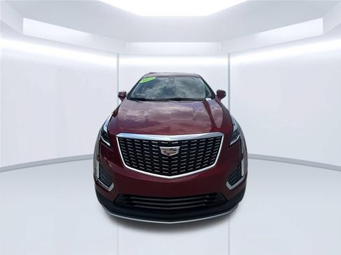 Used 2023 Cadillac XT5 Premium Luxury FWD image 2