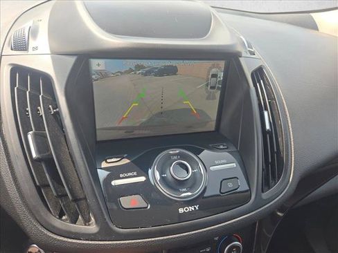 Used 2019 Ford Escape Titanium FWD image 14