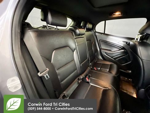 Used 2016 Mercedes-Benz GLA 250 4MATIC image 17