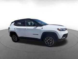 Used 2025 Jeep Compass Trailhawk AWD/4WD video 2