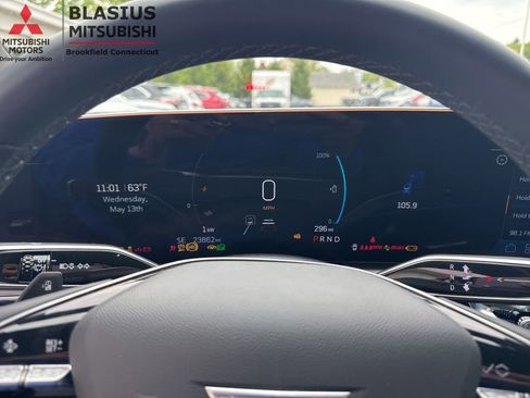 Used 2024 Cadillac Lyriq Tech w/ Driver Assist Package AWD/4WD image 27