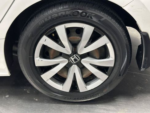 Used 2023 Honda Civic LX image 19