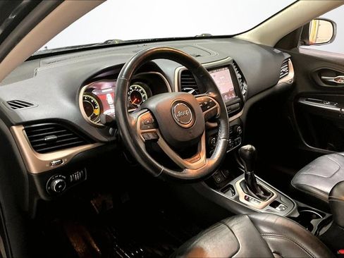 Used 2015 Jeep Cherokee Limited image 17