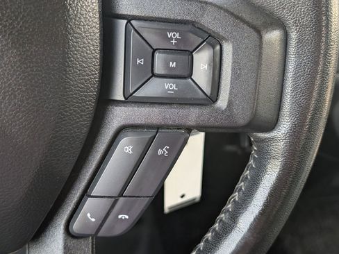 Used 2017 Ford F150 XLT w/ Equipment Group 302A Luxury AWD/4WD image 15