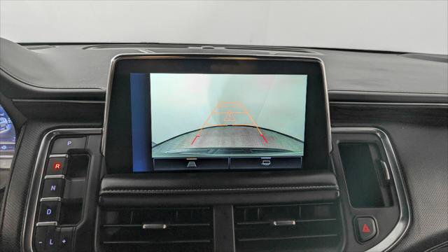 Used 2023 Chevrolet Suburban Premier AWD/4WD image 32