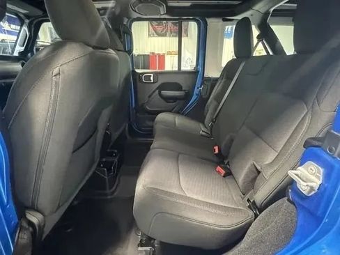 Used 2023 Jeep Wrangler Unlimited Sport AWD/4WD image 13