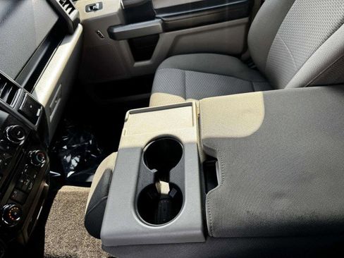 Used 2018 Ford F150 XLT image 30