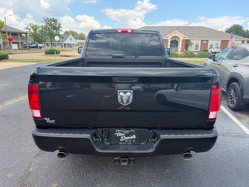 Used 2015 RAM 1500 Express RWD image 7