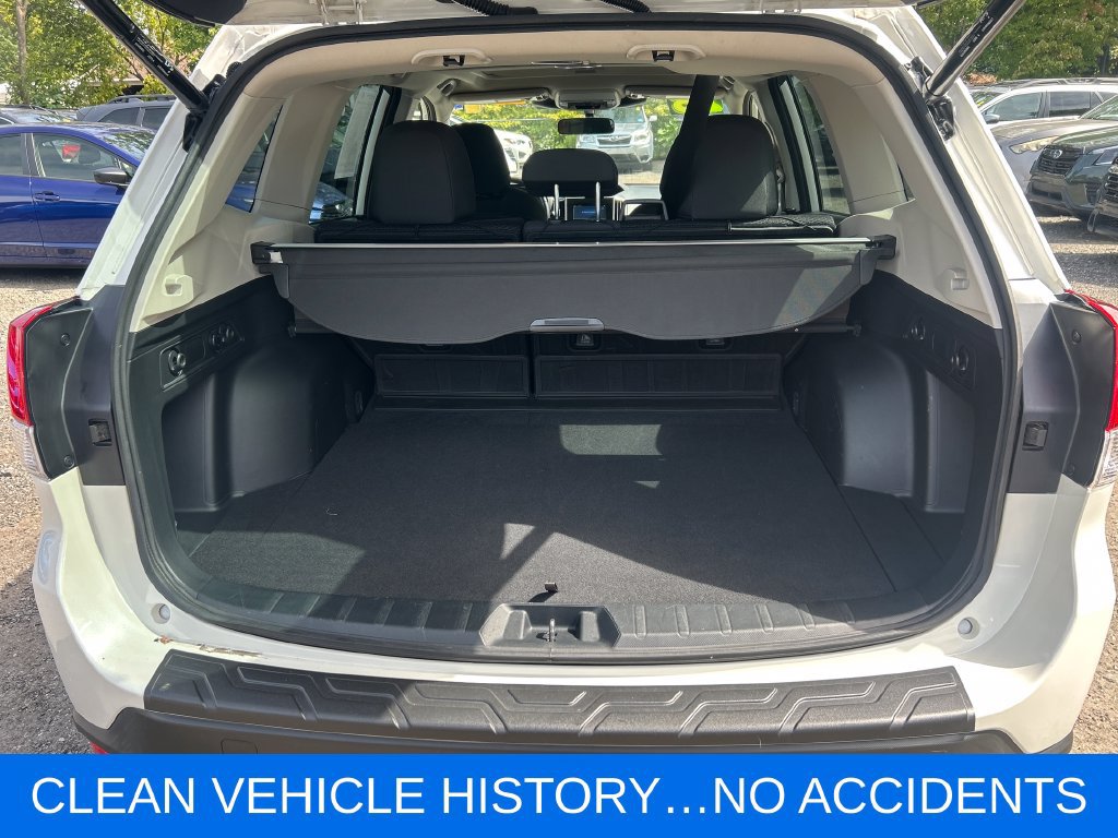 Certified 2023 Subaru Forester Premium AWD/4WD image 2