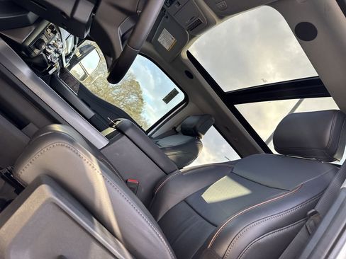 New 2025 Ford F250 Lariat w/ Lariat Ultimate Package AWD/4WD image 31