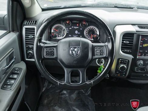 Used 2019 RAM 1500 Big Horn AWD/4WD image 2