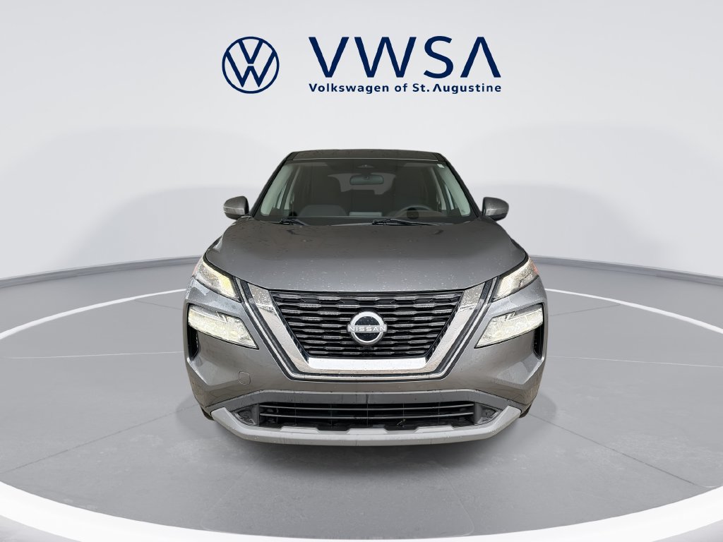 Used 2023 Nissan Rogue SV FWD image 2