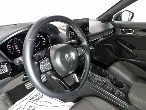 Used 2025 Honda Civic Sport image 10