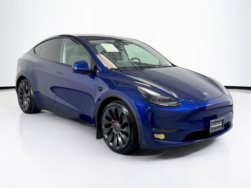 Used 2022 Tesla Model Y Performance image 7