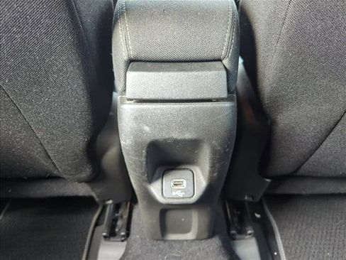 Used 2021 Jeep Renegade Latitude image 16