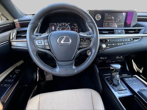 Used 2021 Lexus ES 350 w/ Premium Package FWD image 5