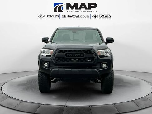 Used 2022 Toyota Tacoma SR5 w/ Black Out Package (TMS) image 8