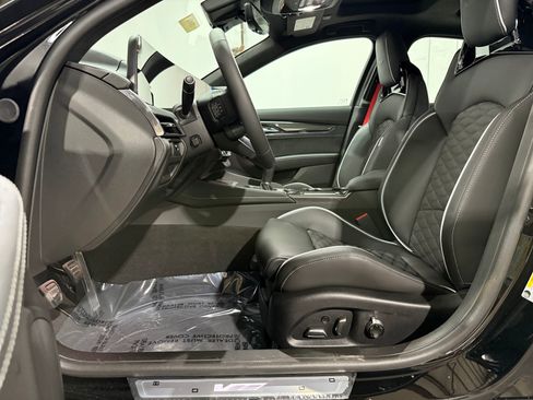 New 2026 Cadillac CT5 V Blackwing image 4