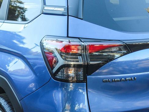 New 2025 Subaru Forester Premium image 7