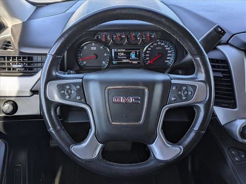 Used 2020 GMC Yukon SLT w/ HD Trailering Package image 10