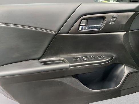 Used 2013 Honda Accord EX-L image 9