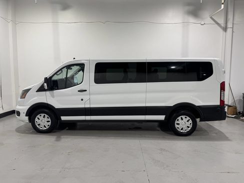 Used 2024 Ford Transit 350 XLT RWD image 12