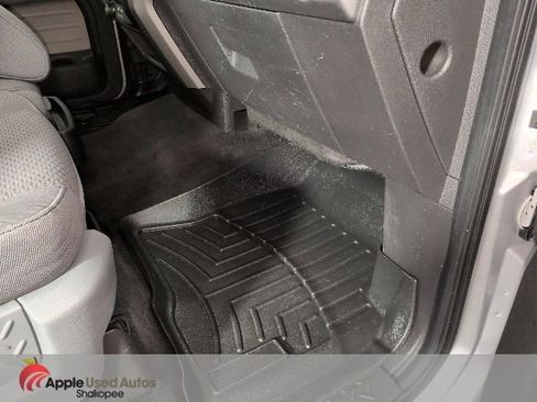 Used 2011 Ford F150 XLT w/ XLT Chrome Pkg image 35