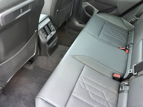 Used 2025 BMW X3 xDrive30i w/ Convenience Package image 26