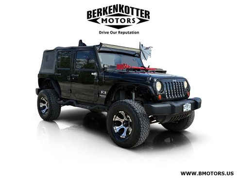 Used 2009 Jeep Wrangler Unlimited X AWD/4WD image 1