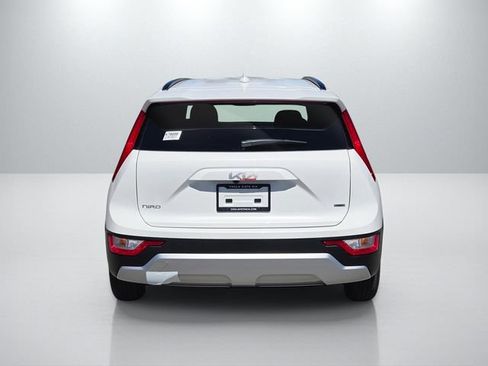 New 2026 Kia Niro LX FWD image 5