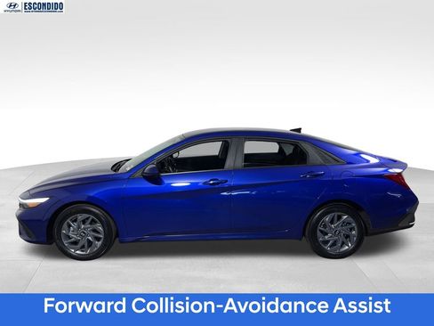 Certified 2025 Hyundai Elantra Blue FWD image 2