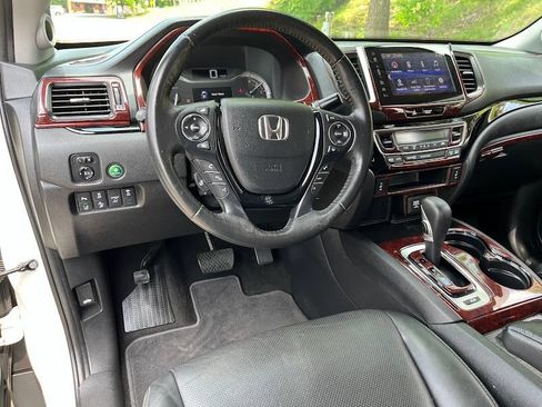 Used 2019 Honda Ridgeline RTL-E image 11