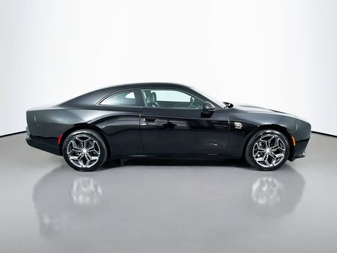 Used 2025 Dodge Charger Daytona R/T w/ Plus Group AWD/4WD image 4