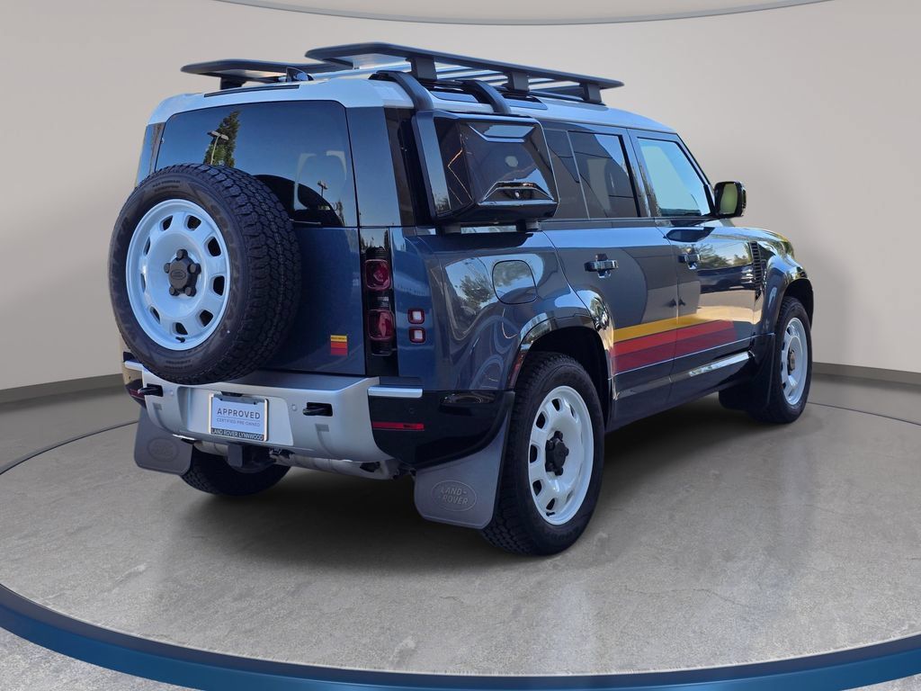 Used 2025 Land Rover Defender 110 S AWD/4WD image 5