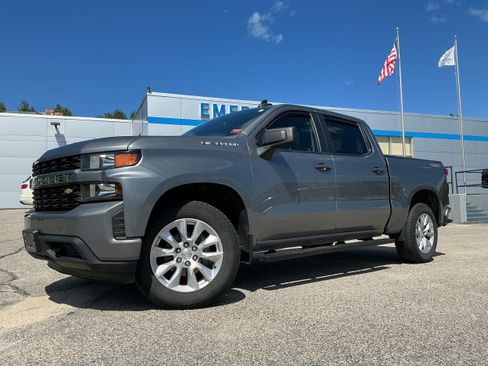 Used 2021 Chevrolet Silverado 1500 Custom AWD/4WD image 1
