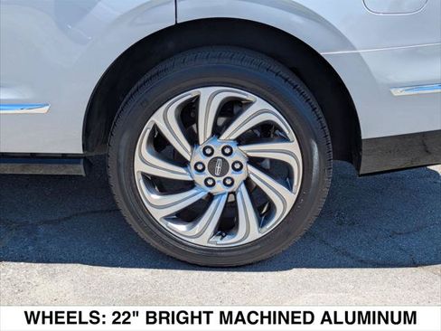 Certified 2023 Lincoln Navigator Reserve RWD image 9