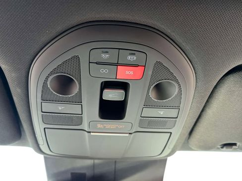 Used 2024 Genesis G70 3.3T Advanced AWD/4WD image 29