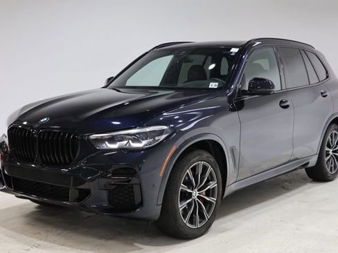 Used 2023 BMW X5 xDrive40i w/ M Sport Package AWD/4WD image 3
