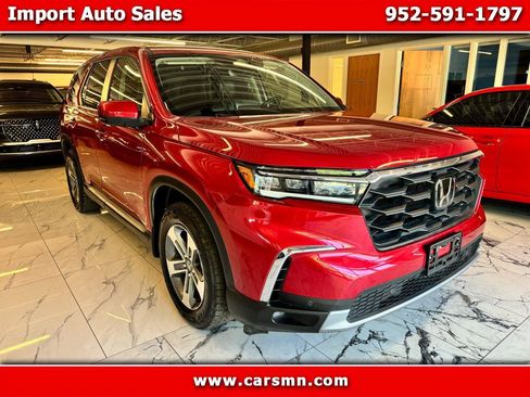 Used 2025 Honda Pilot EX-L image 1