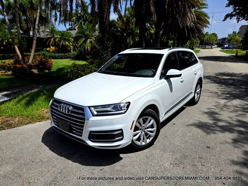 Used 2018 Audi Q7 3.0T Premium AWD/4WD image 12
