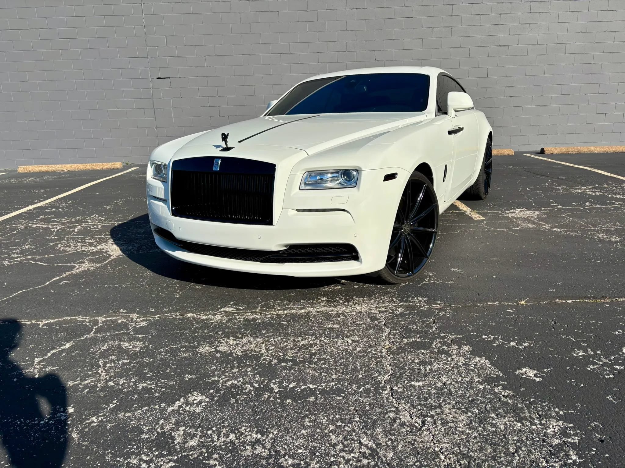 Used 2016 Rolls-Royce Wraith RWD image 28