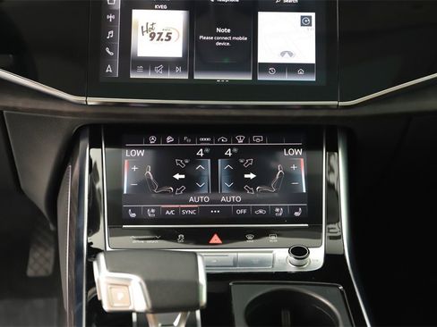 Certified 2023 Audi Q8 Prestige w/ Prestige Package image 20
