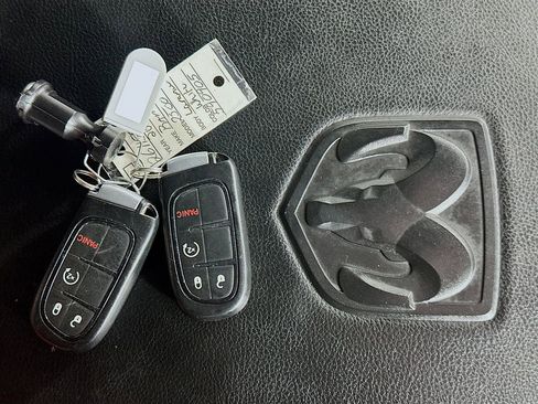 Used 2017 RAM 2500 Laramie w/ Convenience Group image 36