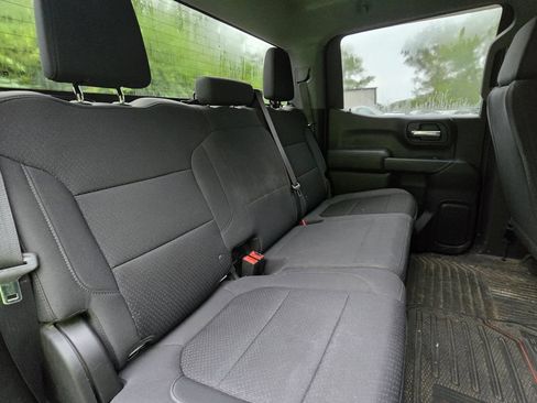 Used 2021 Chevrolet Silverado 1500 Custom Trail Boss w/ LPO, Dark Essentials Package AWD/4WD image 27