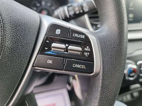 Used 2019 Kia Sorento AWD V6 image 26