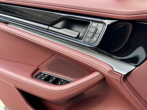 New 2026 Porsche Panamera 4 image 32