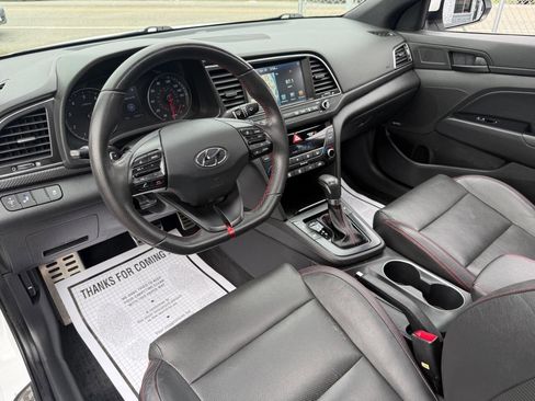 Used 2017 Hyundai Elantra Sport w/ Sport Premium Package 06 FWD image 13